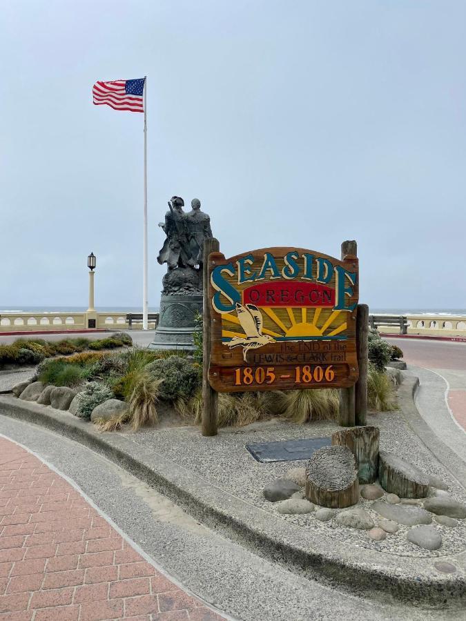 Riverwalk Seaside- Walk To Beach, One Level Home, Pet Friendly 외부 사진