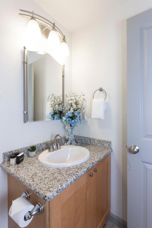 Riverwalk Seaside- Walk To Beach, One Level Home, Pet Friendly 외부 사진
